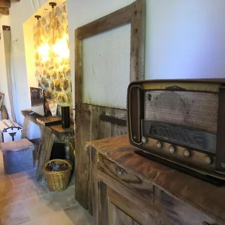 Villa 18eme, Proche Du Bouchet